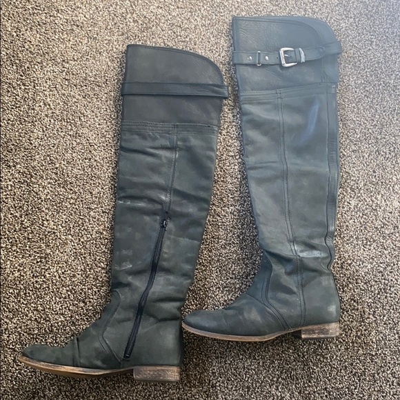 Steve Madden leather boots - Picture 2 of 3